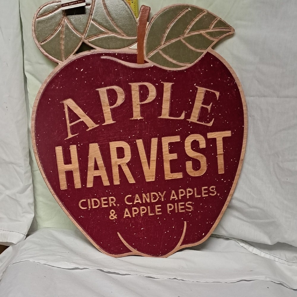 Apple Harvest Wall Decor
